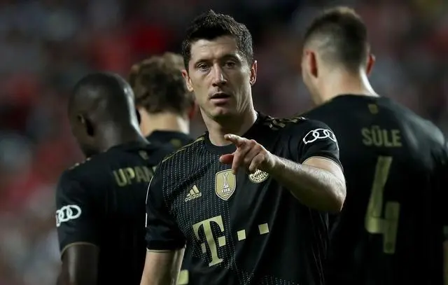 YABO-里尔主帅新战术引发球迷热议，料将奏效(排球的五种进攻战术)