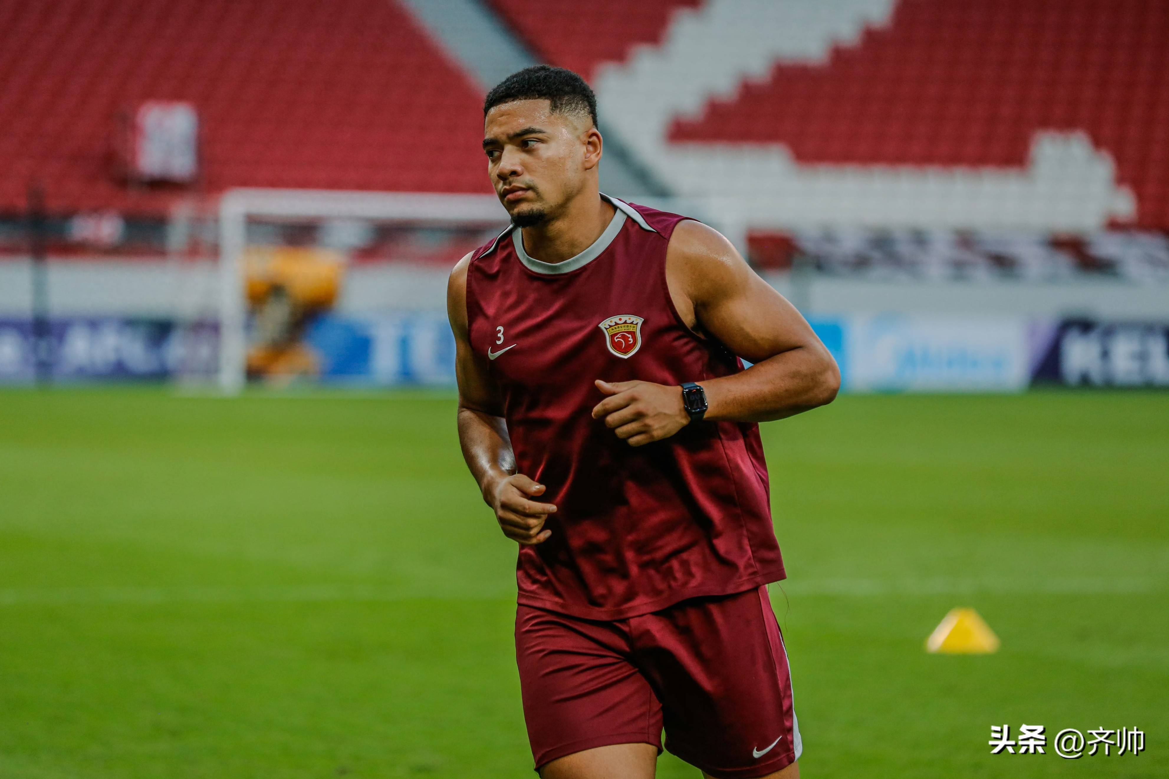 澳大利亚球员加盟国内豪门，备战亚冠季前赛(澳大利亚球员加盟国内豪门,备战亚冠季前赛的是谁)