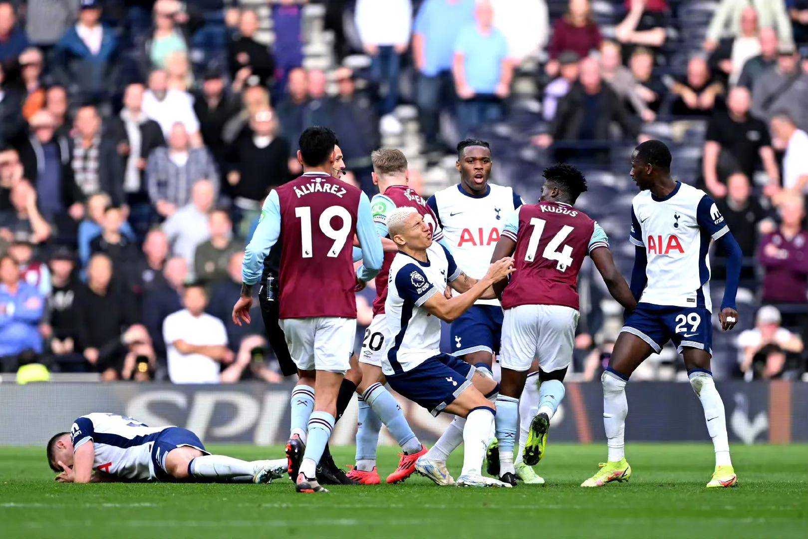 热刺逆转莱斯特城,客场战胜对手 热刺逆转莱斯特城,客场战胜对手